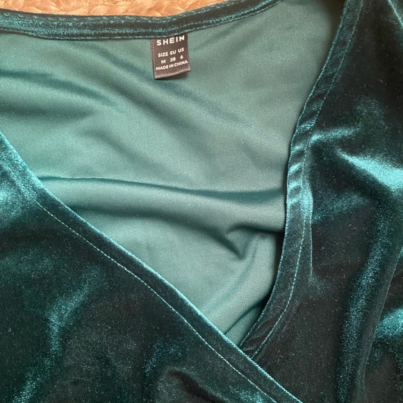 VELVET GREEN WRAP FRONT DRESS SZ M - Picture 7 of 8